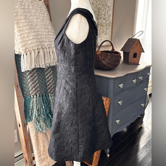 Kate Spade New York "Dashing Beauty" Metallic Jacquard Dress - Picture 7 of 17